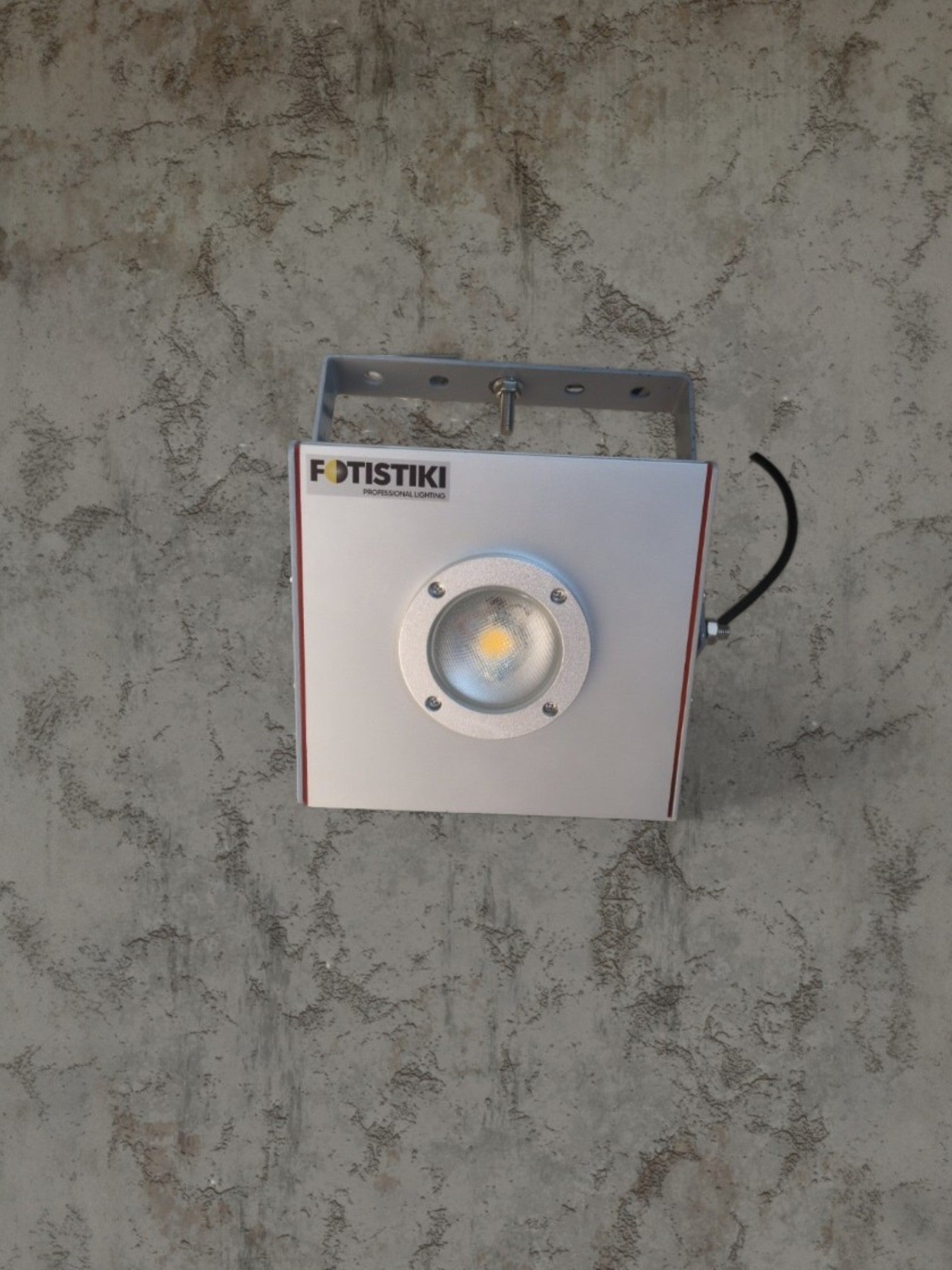 LED Προβολέας 15w-20w IP66 MARE– Εξωτερικού Χώρου